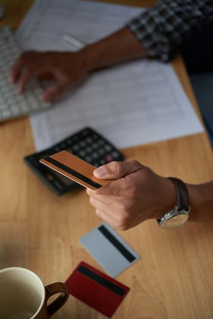Master Responsible Credit Card Use & Avoid Debt