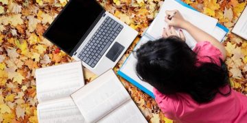 US College Application Deadlines 2025: Your Comprehensive Guide - Cover Image